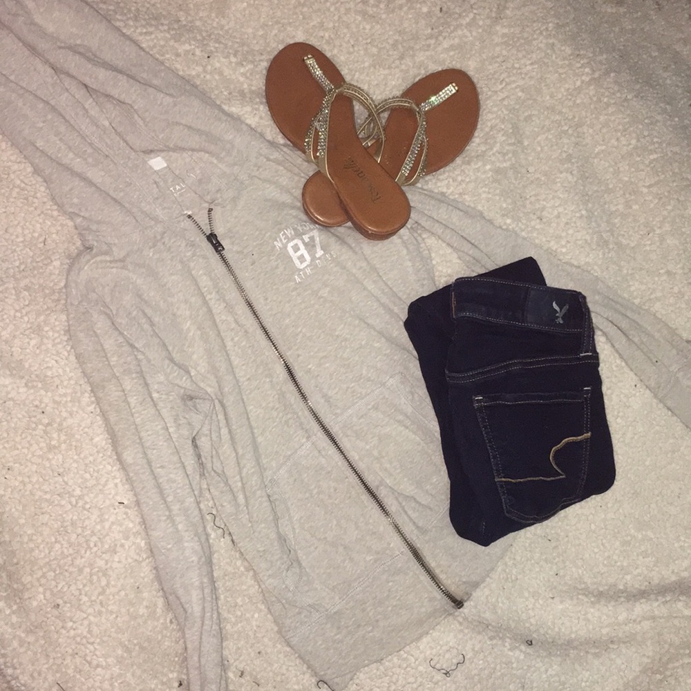 Areo zip up sweatshirt